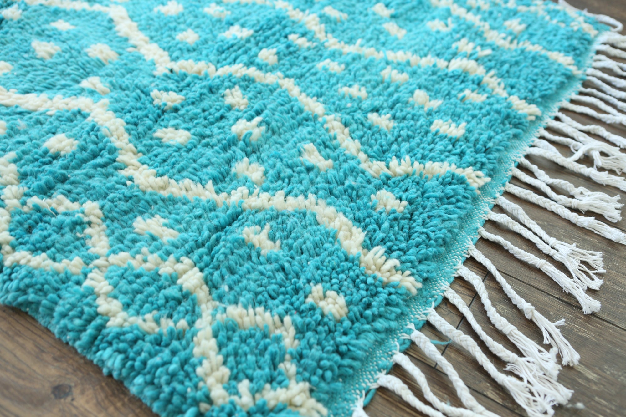 Turquoise and White Soft Wool Shag Rug